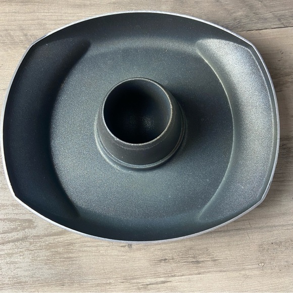 Weber Poultry Roaster For Grill Or Oven 2002 Non Stick - Picture 2 of 9